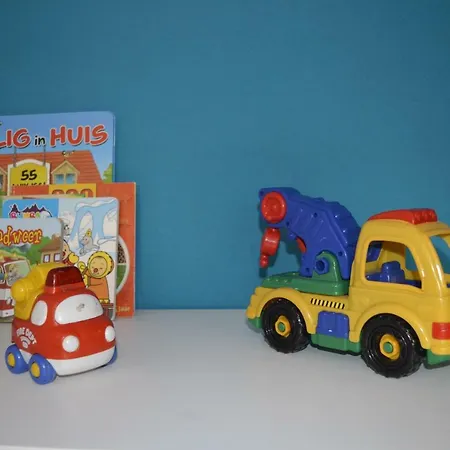 Residentie Paola アパート